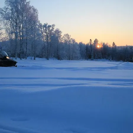 Maatilamatkailu Jaenisvaara * Kolinkylä